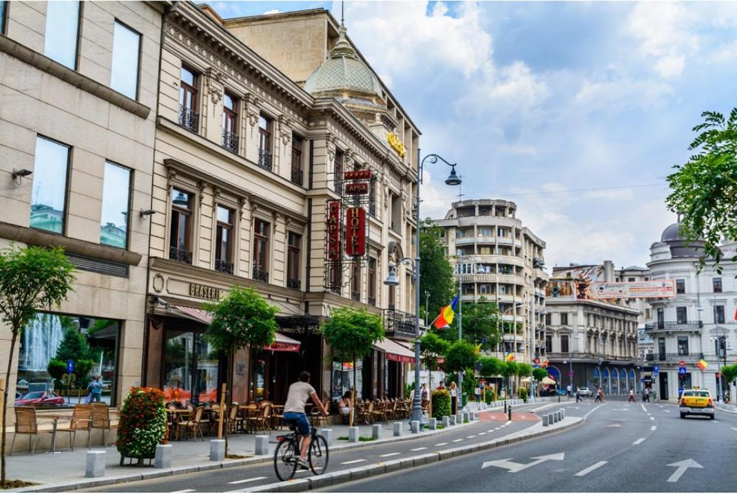 Victory2 City Center Бухарест Екстер'єр фото